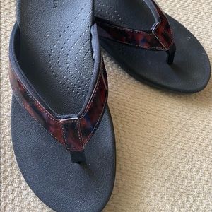 Clarks Cloudsteppers Thong Sandal Brio Sol NWT